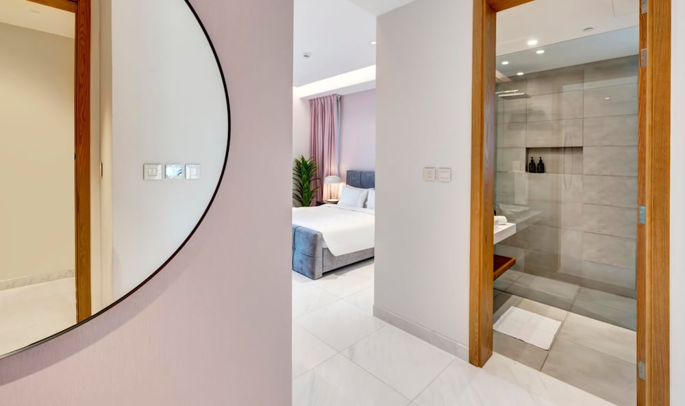 5B-1JBR-3703 by bnbme homes