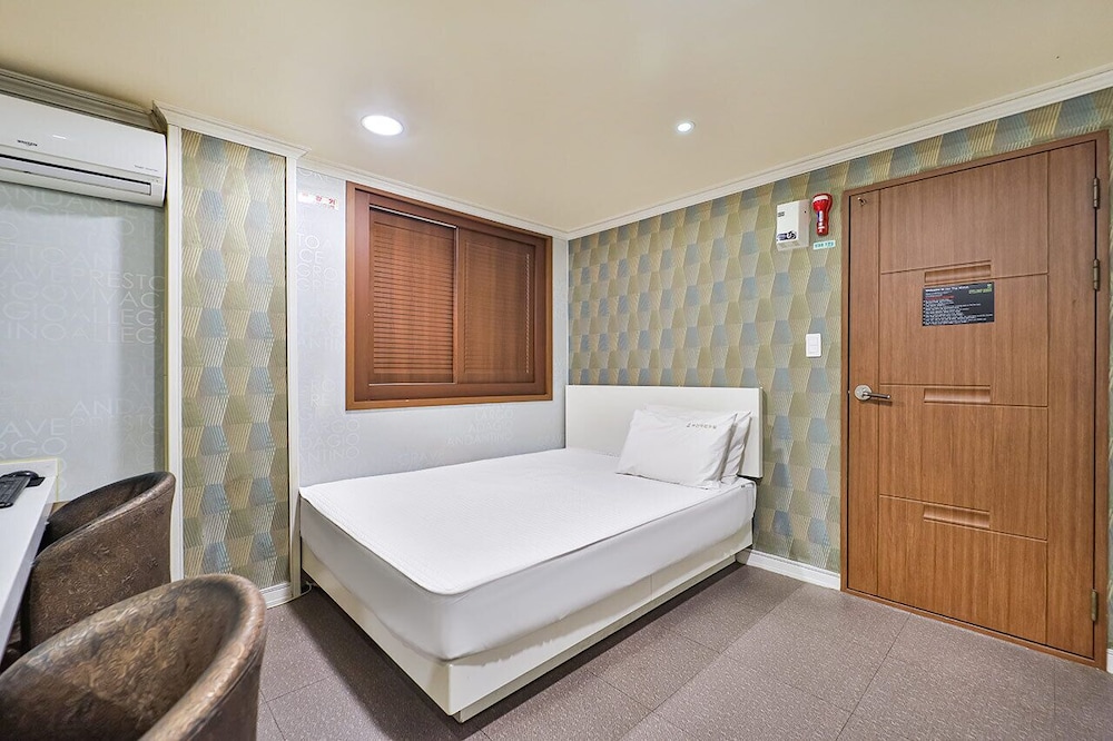Top Motel