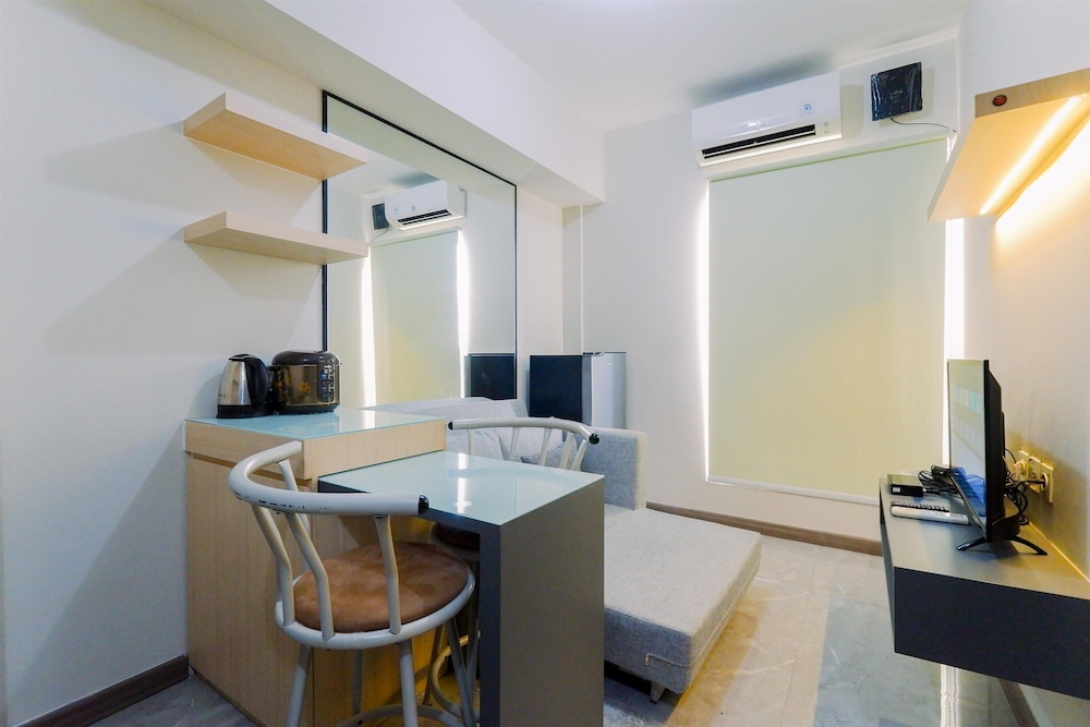 Good Price and Warm 2BR at Podomoro Golf View Apartment