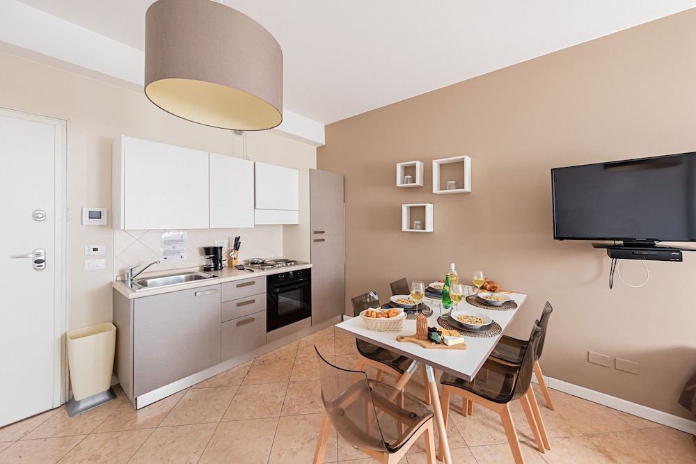 Residenza Miralago - 21 Gaia - LOC BK