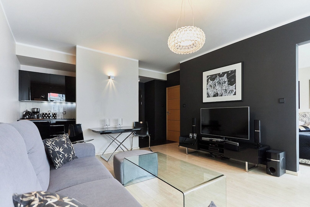 Stella Baltic by Baltic Home view 2