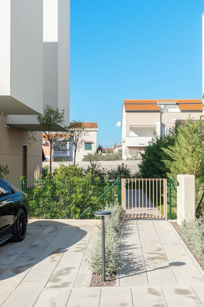 Designer Luxury Villa With Pool & Private Beach Access - Zadar