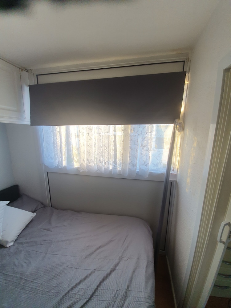 Lovely Relaxing two Bedroom Holiday Chalet view 4