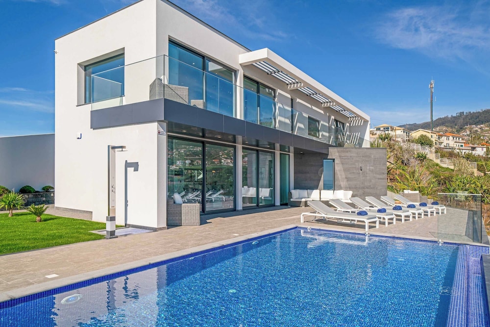 Villa Seacrest