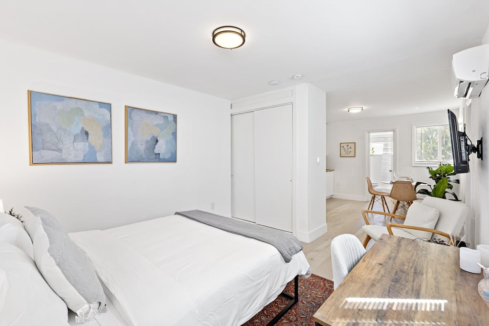 Lovely Studio With Great Location Free Parking