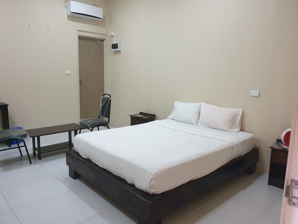 Bay View Barbers Lodge - view 23