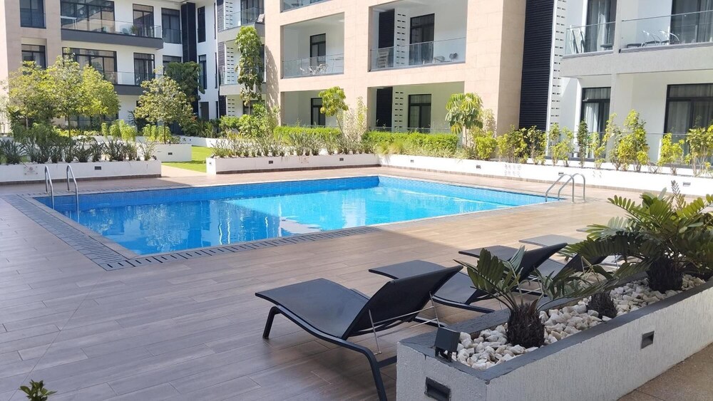 Loxwood Apartment