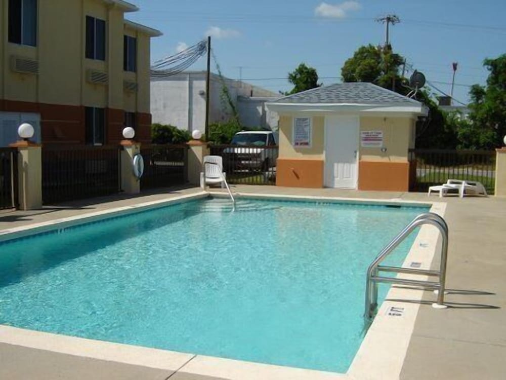 Regency Inn