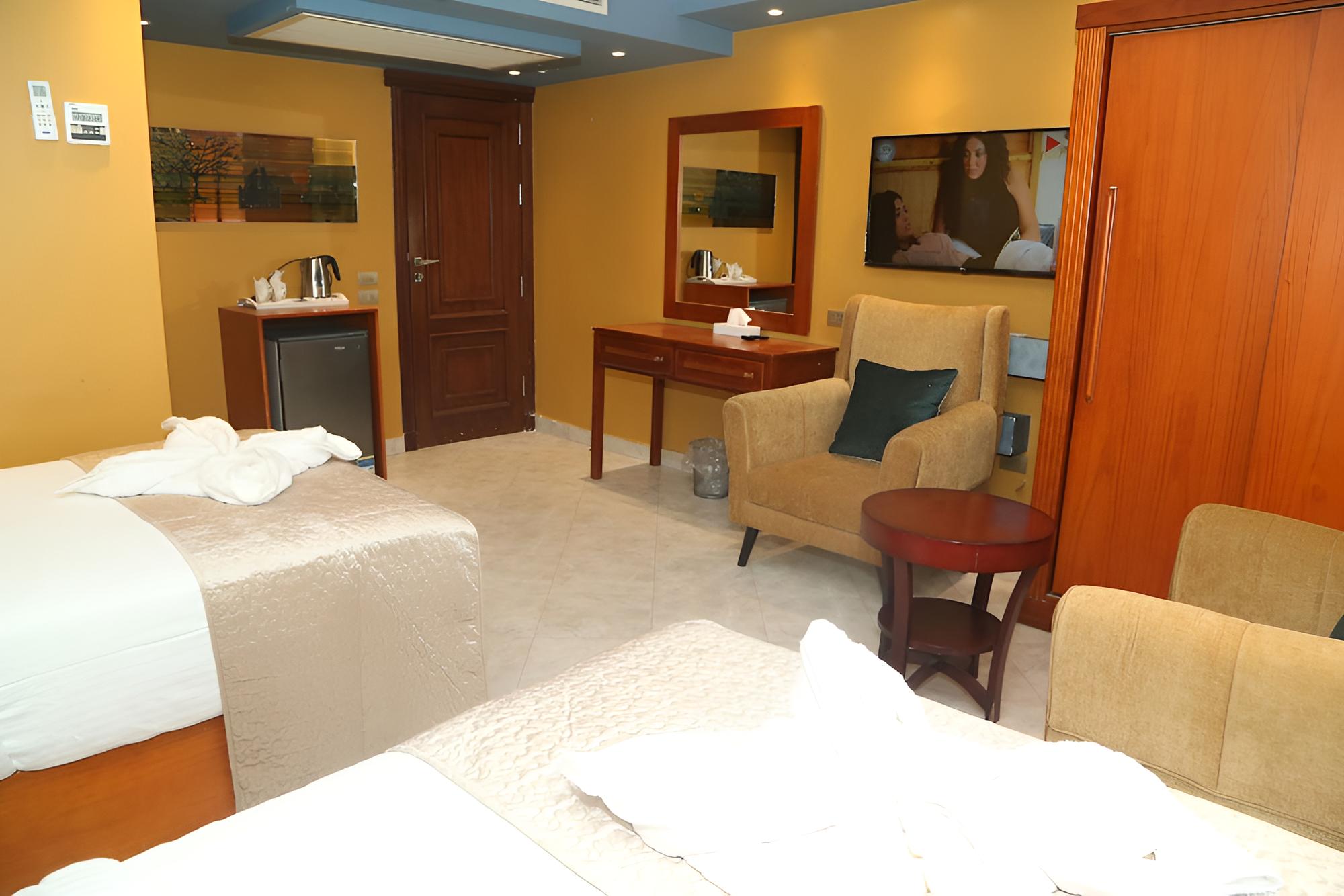 Grand Nile Royal Hotel at Nile Plaza