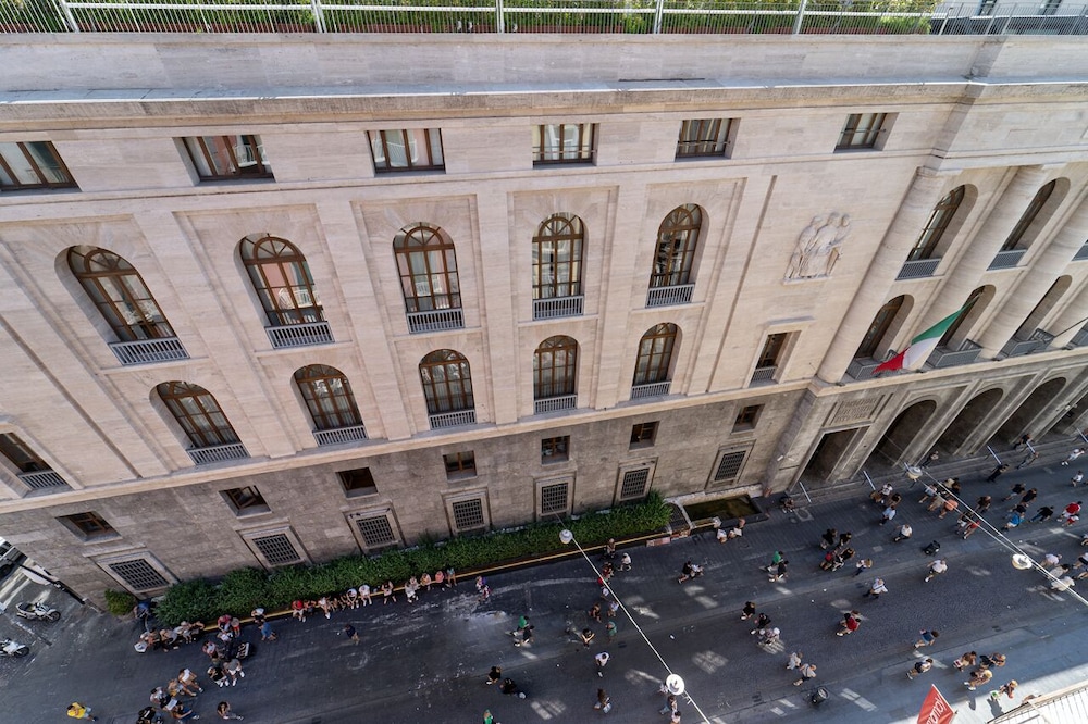 H. G. Boutique Toledo Napoli Centro by ClaPa Group Dislocated Hospitality