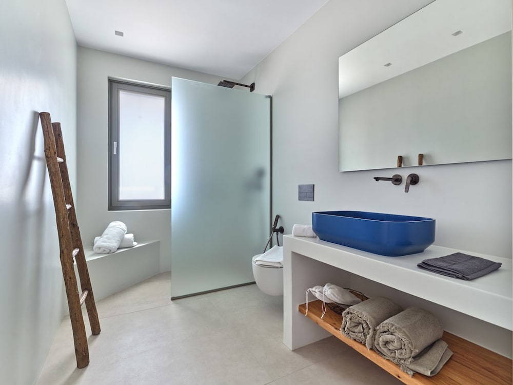 Luxury Villa Serenely