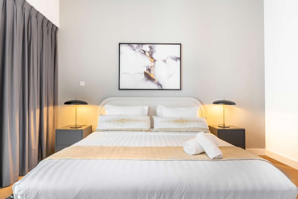 Silk Valley-Luxury 2B close to Beach