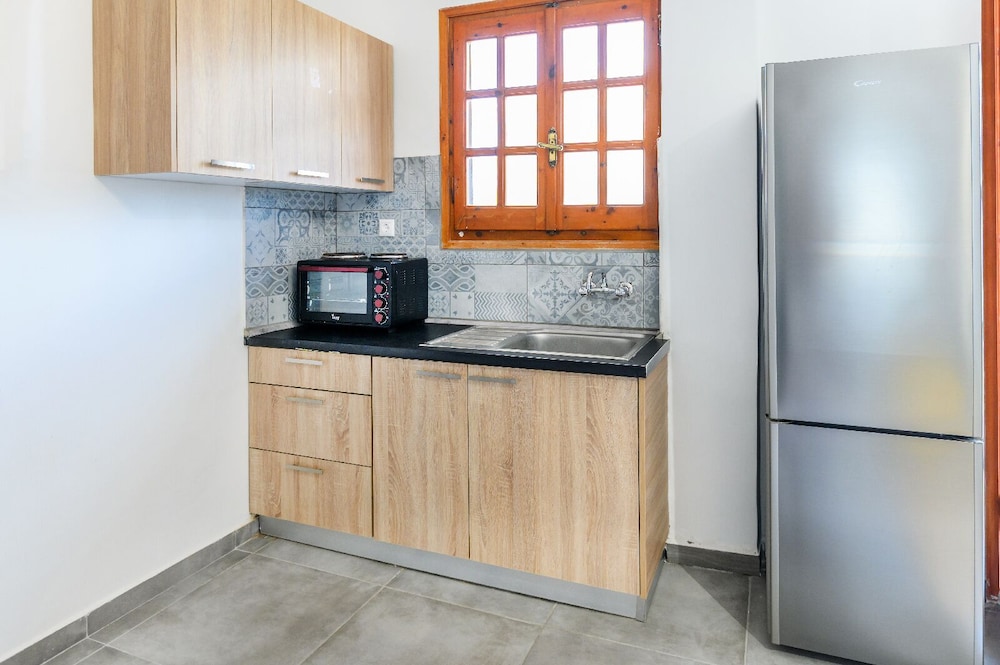 Jonathan City Apartments view 4