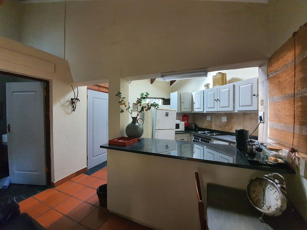 Waterhouse Guest Lodges 295 Indus Street