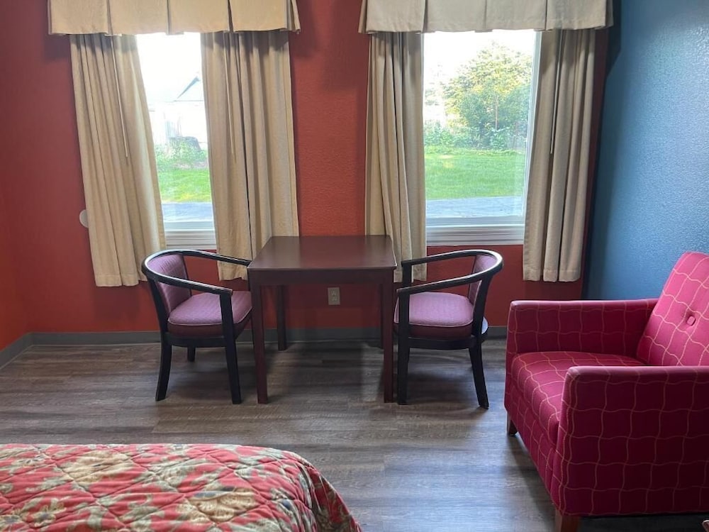 Kenwood Court Motel view 4
