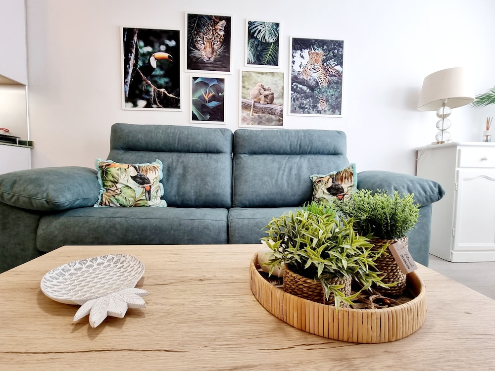 Modern and Cozy Apartment Just Steps From Los Locos Beach