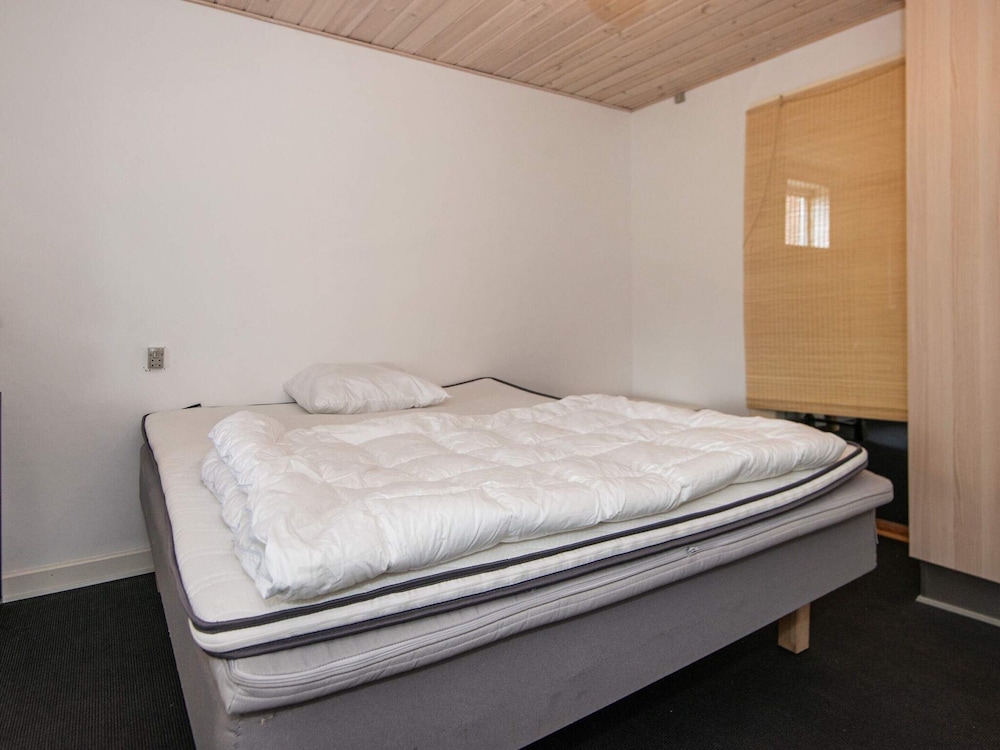 6 Person Holiday Home in Ringkobing-by Traum