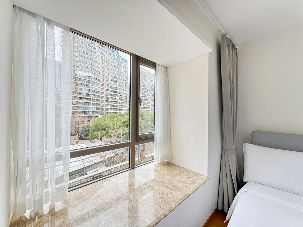 Tyms 3BR 2BA Apt Gubei CBD Near Line10