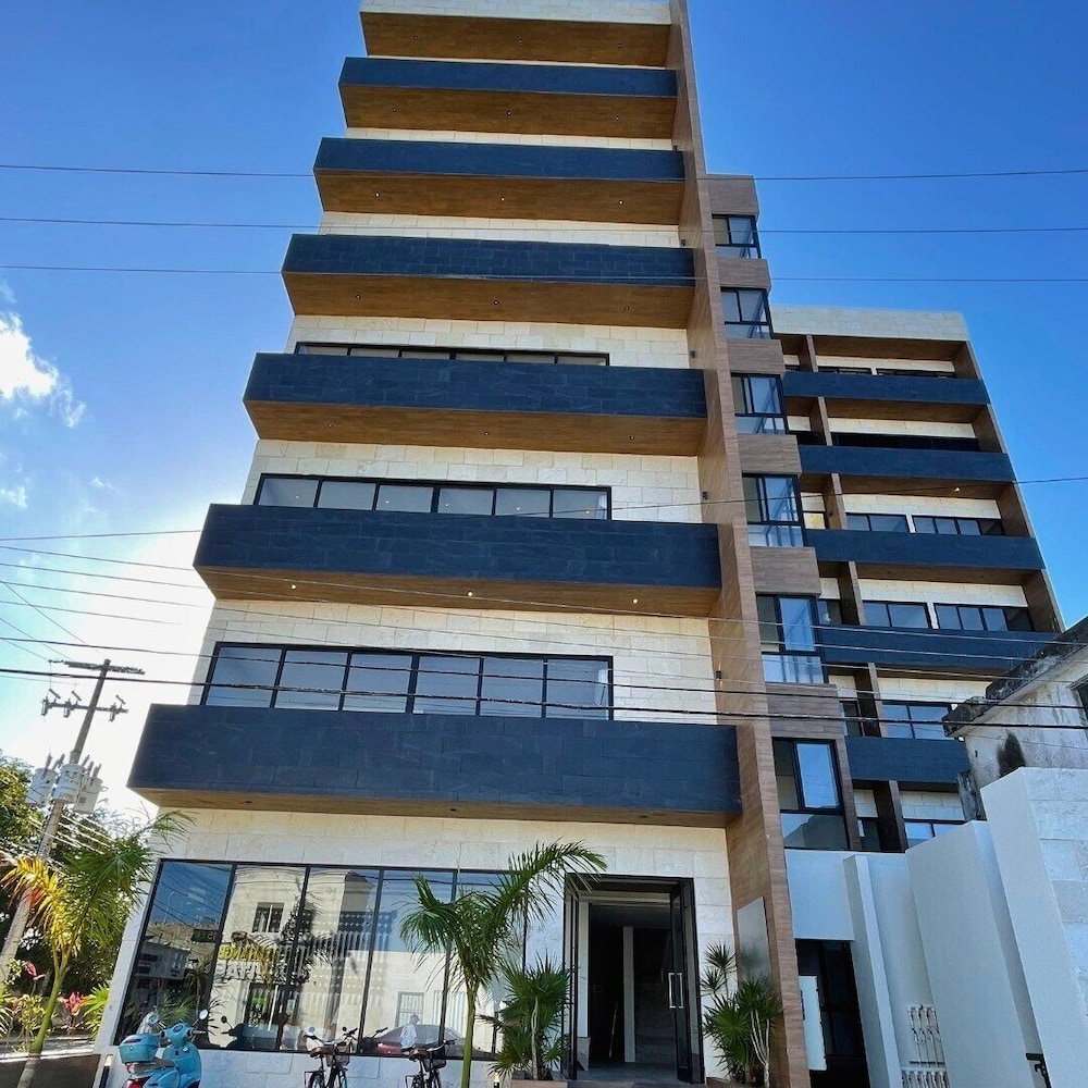 New Downtown Condo with Rooftop Pool view 5