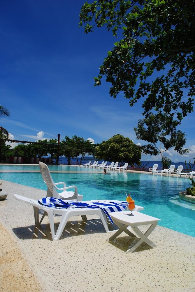 Almont Beach Resort