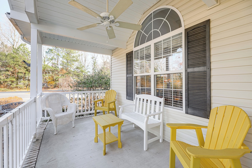 8 Mi to Beach: Ocean Pines Home Near Marina & Golf