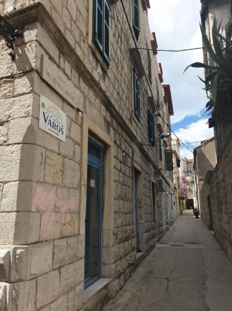 Iva - Modern Downtown - A2 Navada — Split