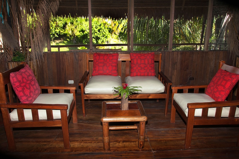 Pacaya Samiria Amazon Lodge