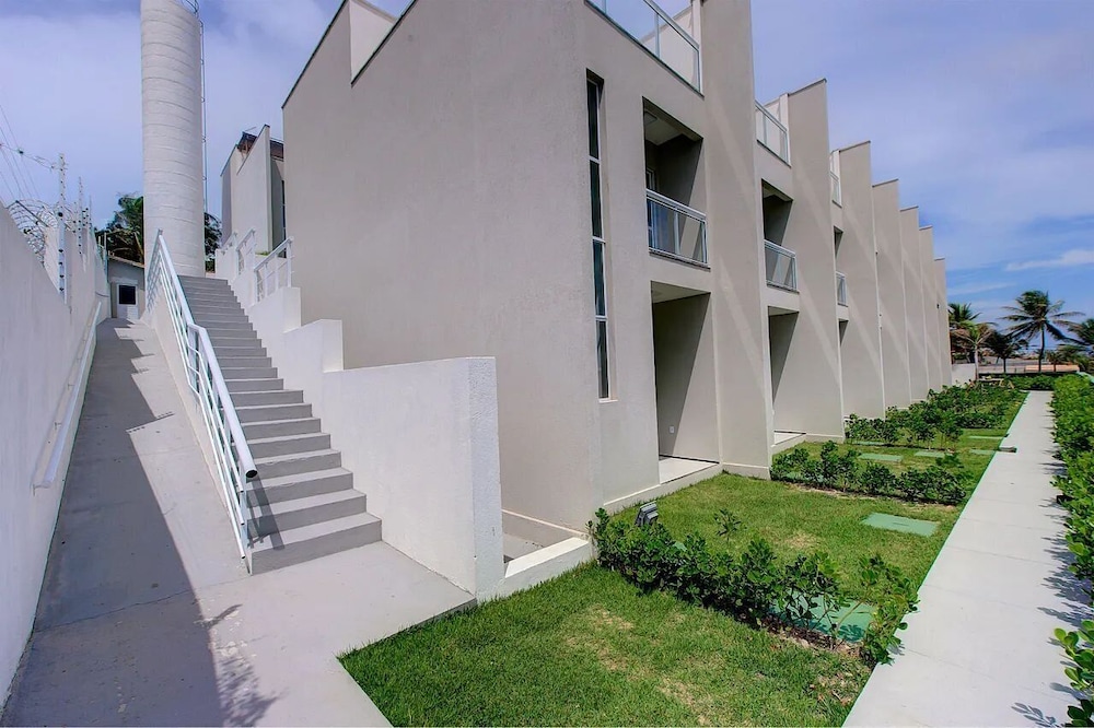 Beach Townhouses Triplex Near the Beach By Carpediem