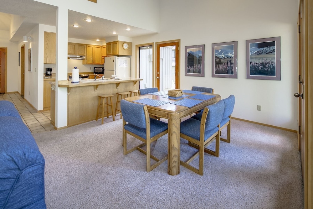 Maury Mountain 36 3 Bedroom Home