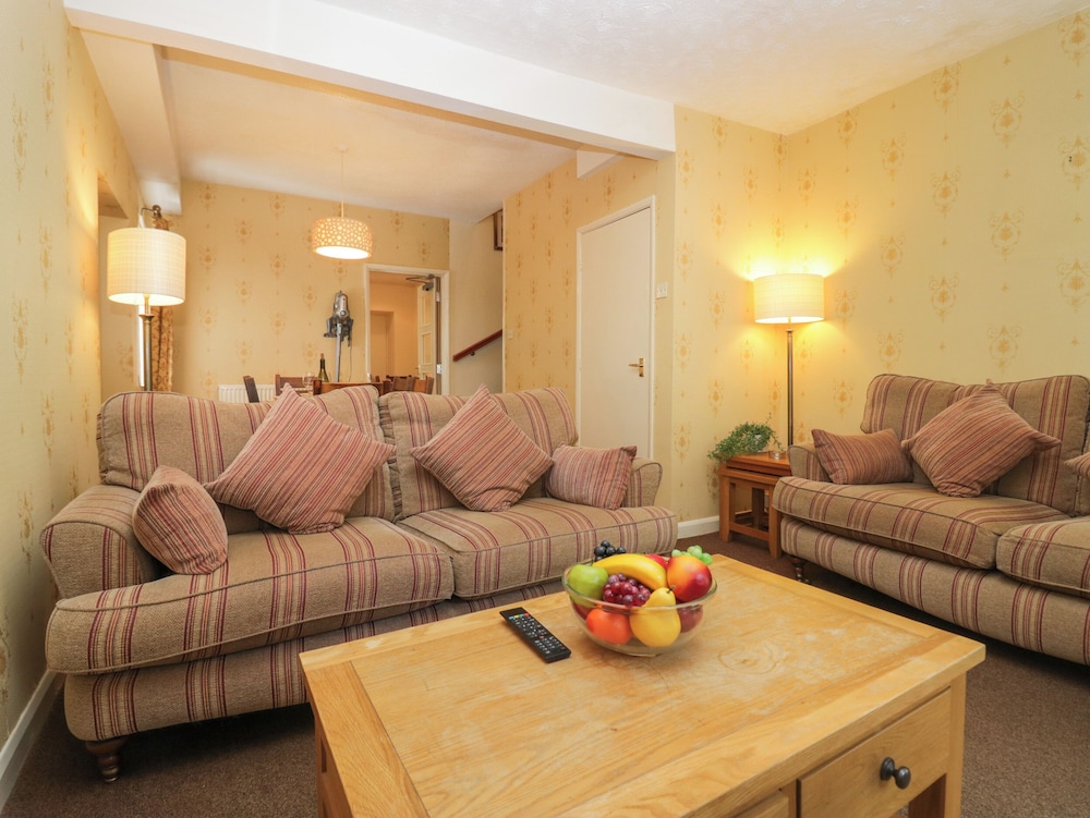 Garden Cottage No 2