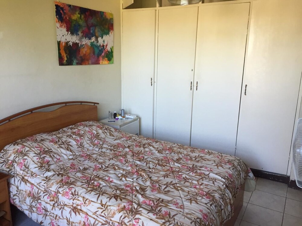 Cozy room in Urbanizacion Montenegro view 2