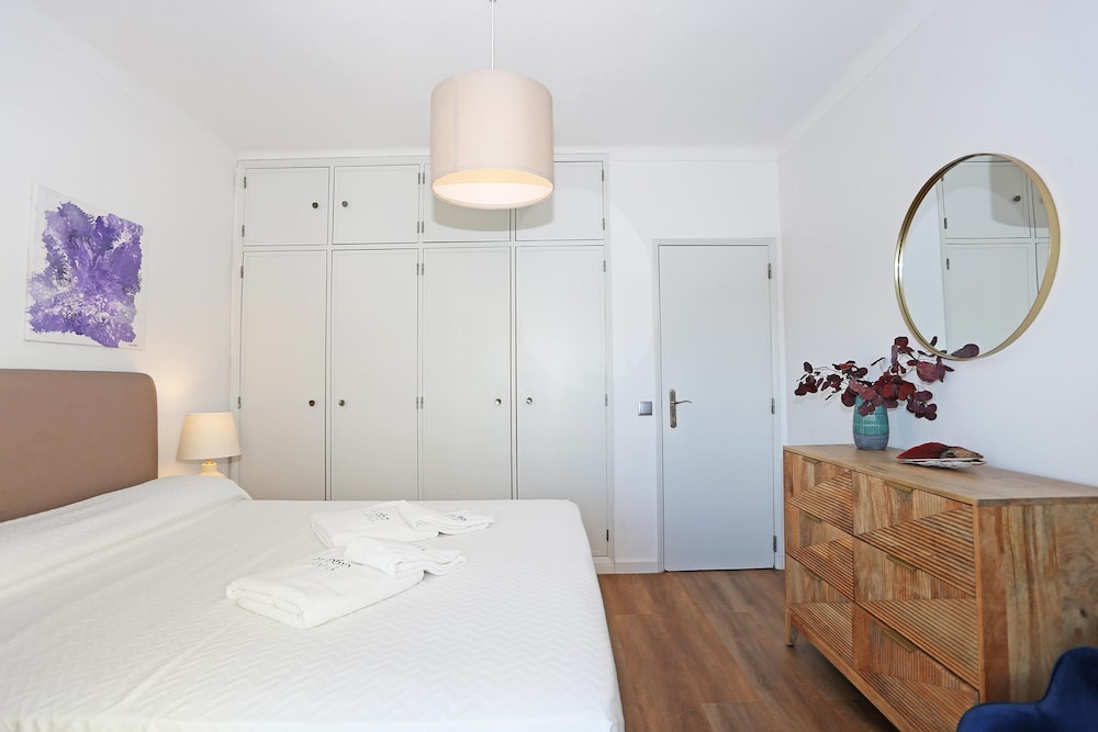 B61 - Carnation Sun Apartment in Lagos