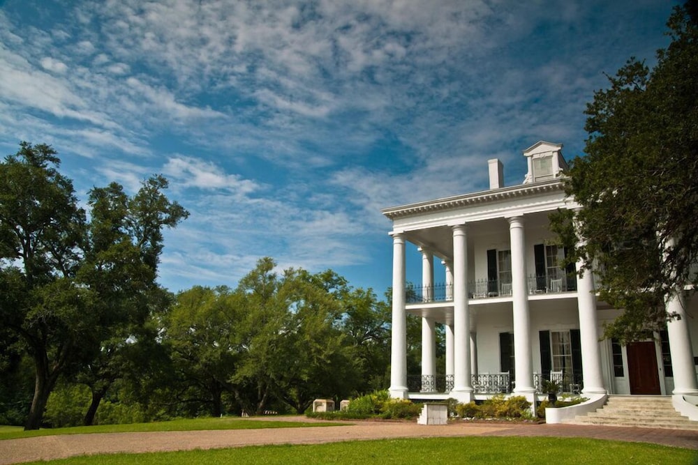 Dunleith Historic Inn