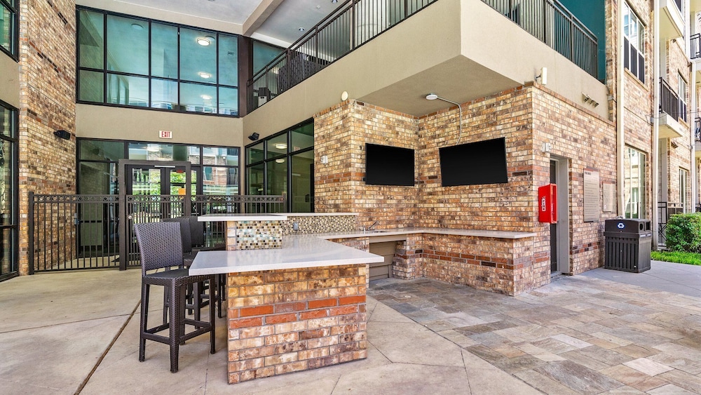 Lodgeur Med Center