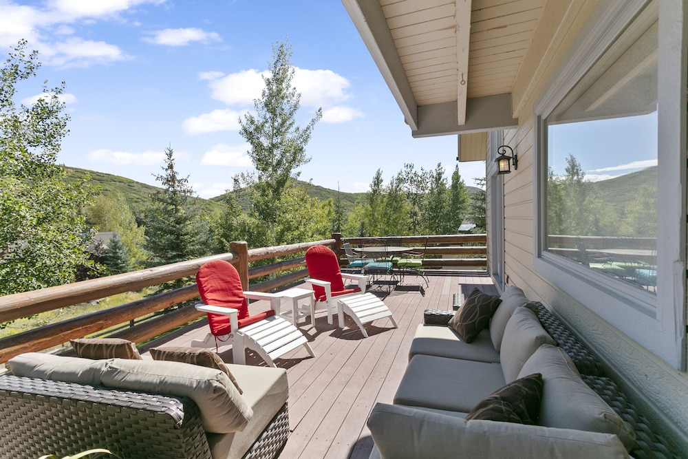 Solamere Drive Home at Deer Valley Resort - 6 Bedroom Home with Hot Tub #3220 6 Home