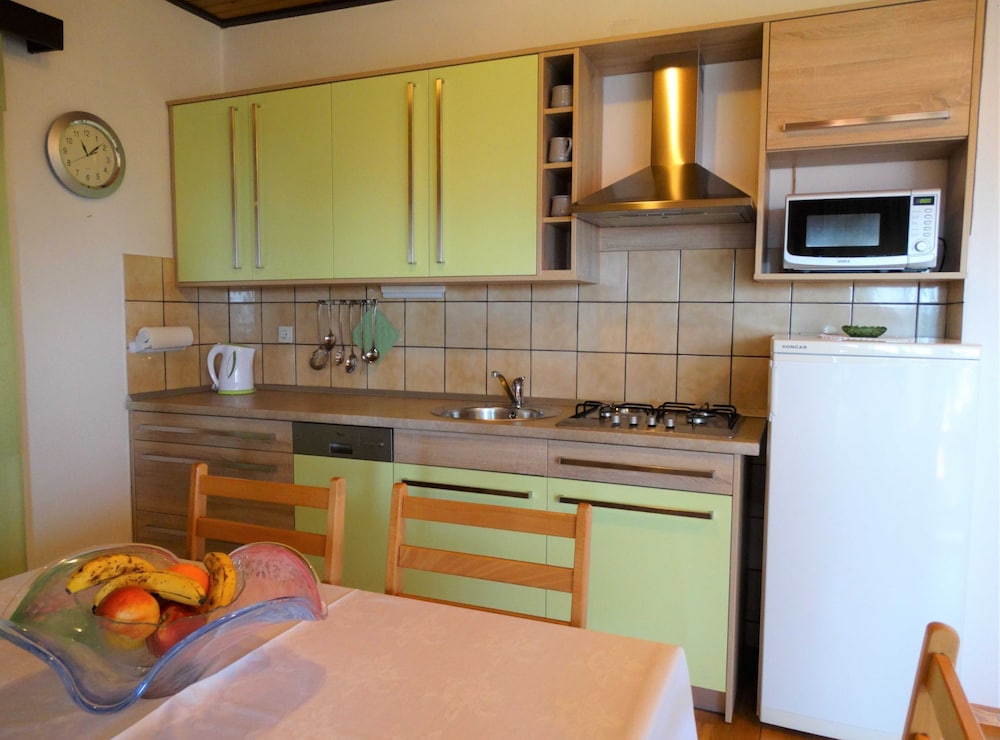 Sweet and Simple Sea View Crikvenica Apartments