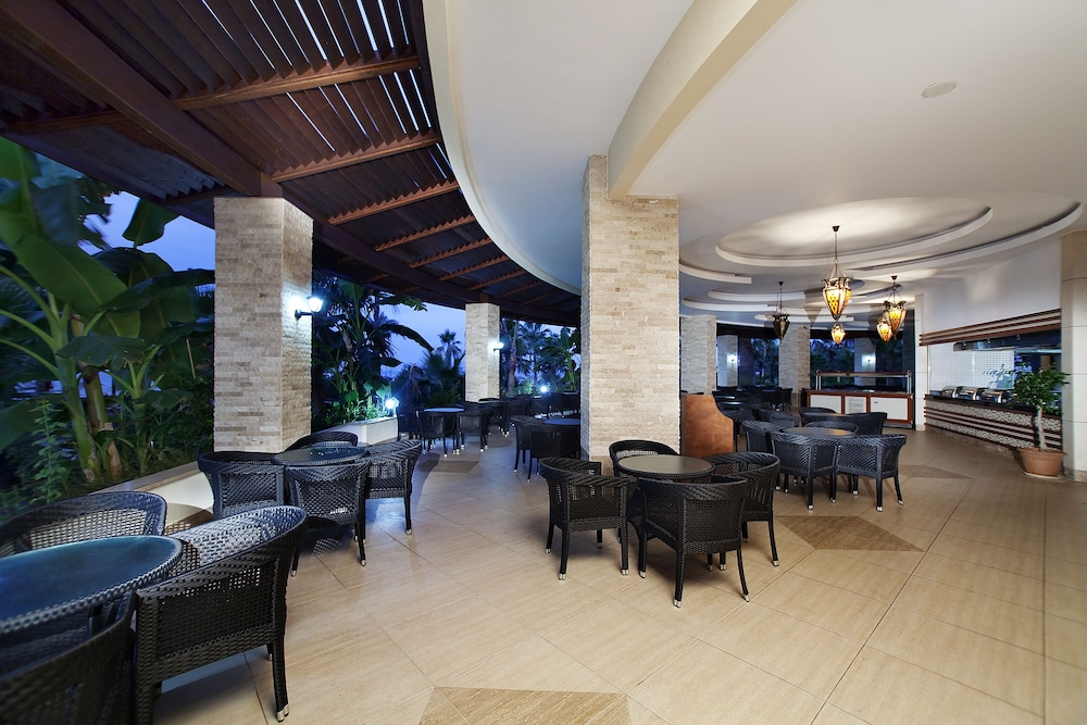Saphir Hotel & Villas