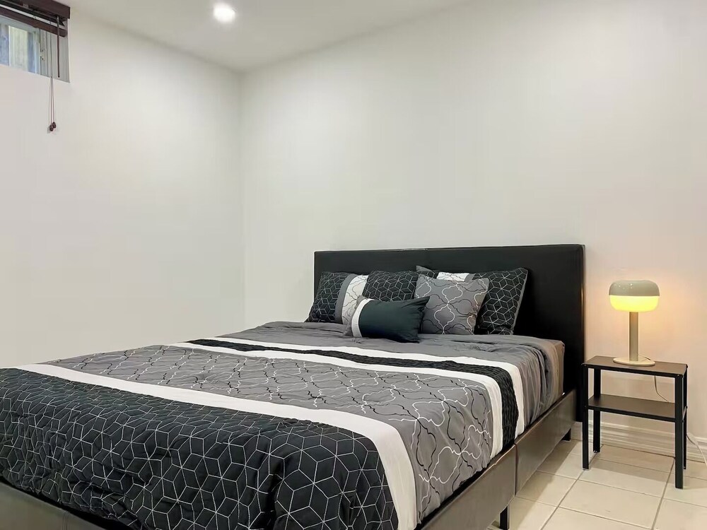 Vibrant City Retreat
