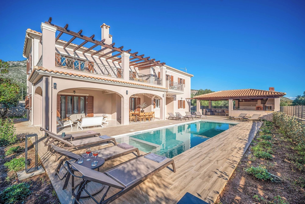 Classic Villa