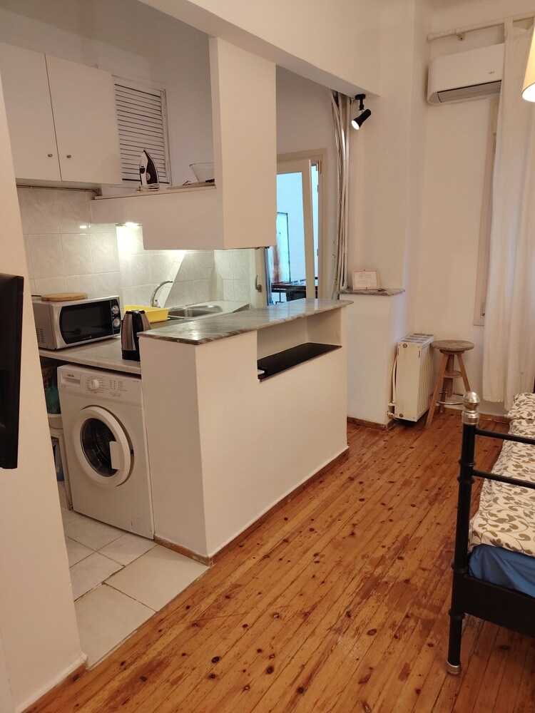 Cosy Open Large Studio By Galerious Parace D111