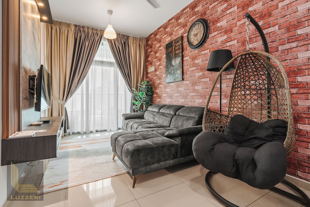 Legasi Kampung Bharu Guesthouse