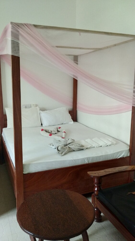 Fish Hostel