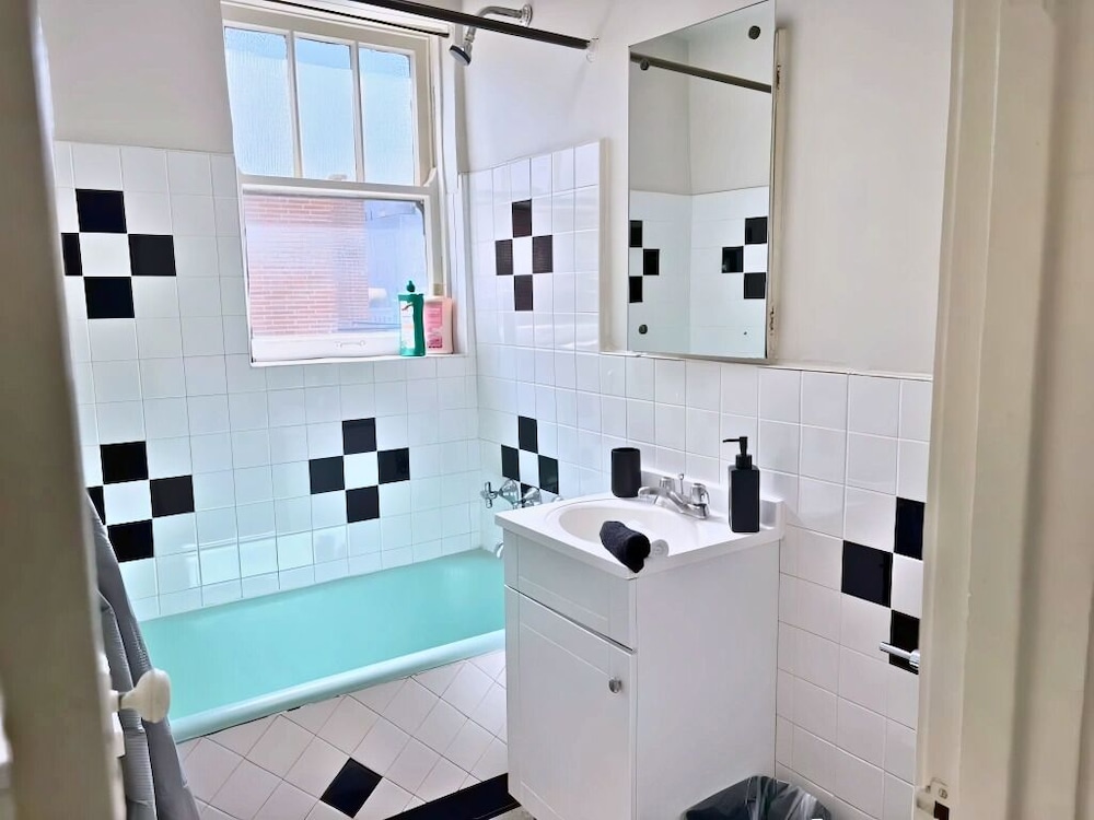 Cozy Gold Coast Studio - SP 1203