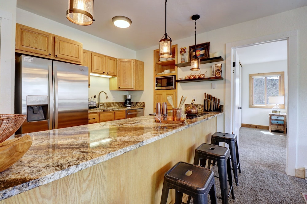 An206 Anaconda 4 Bedroom Condo