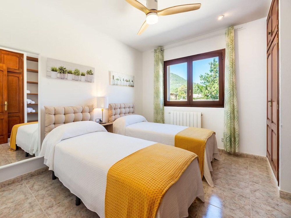 Attractive Villa With Private Pool