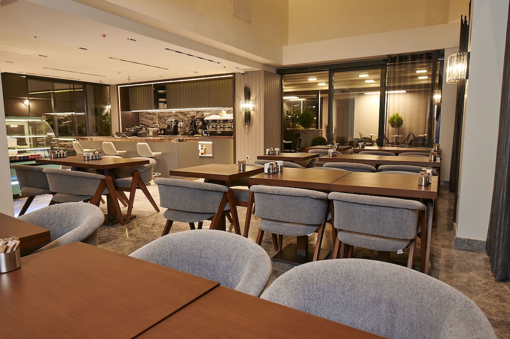 Livinton Otel - Image 40