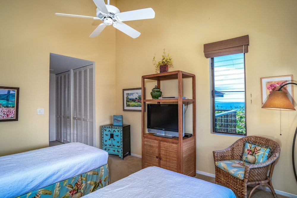 Wailea Ekahi Two Bedrooms - Ocean View by Coldwell Banker Island Vacations view 4