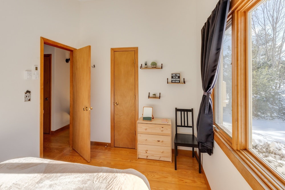 Scenic White Mountains Retreat 4 Bedroom Home