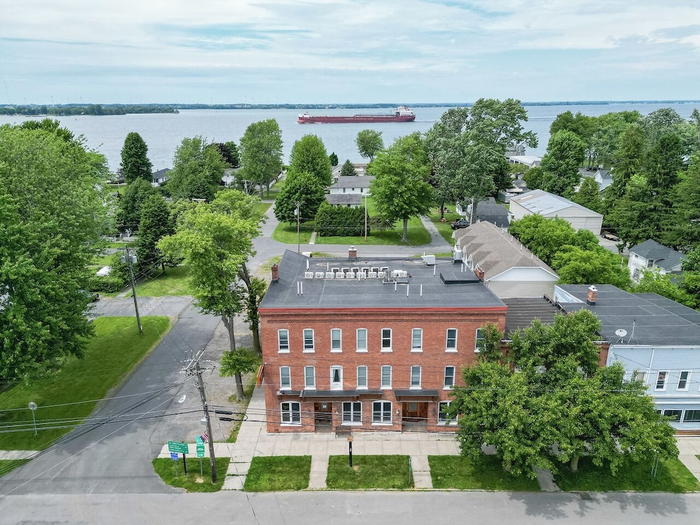 Watertown Vacations - The Roxy Cape Vincent - Property Image 1