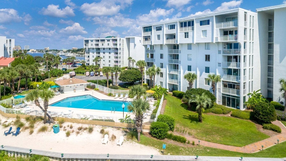 Dolphin Point 702a 2 Bedroom Condo